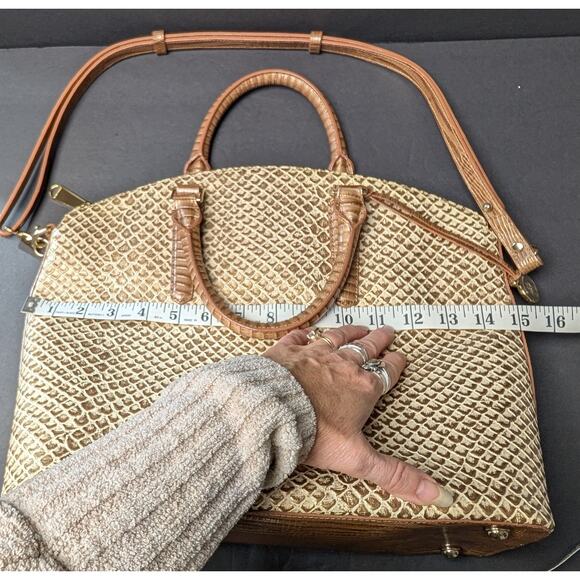 Beautiful Brahmin Duxbury Handbag Cream Gold Faux Snakeskin Satchel Crossbody - Picture 13 of 16